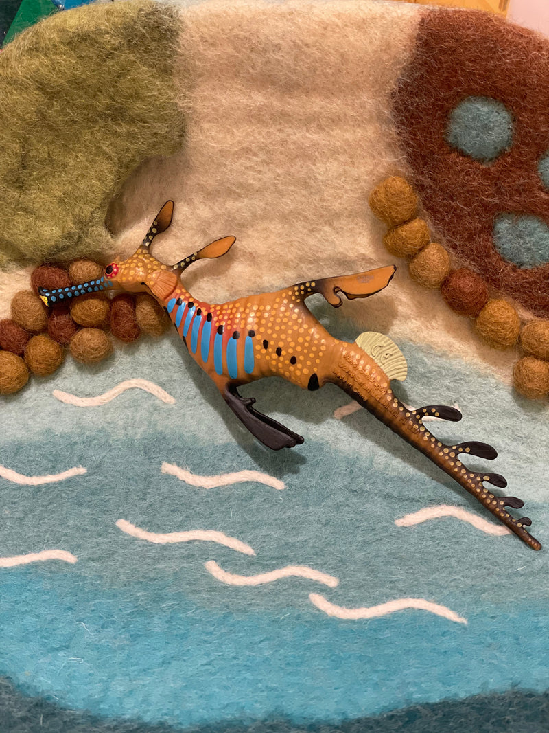 Weedy Seadragon Figurine by Safari Ltd Sea Life Collection Animal Figurines 3yrs+