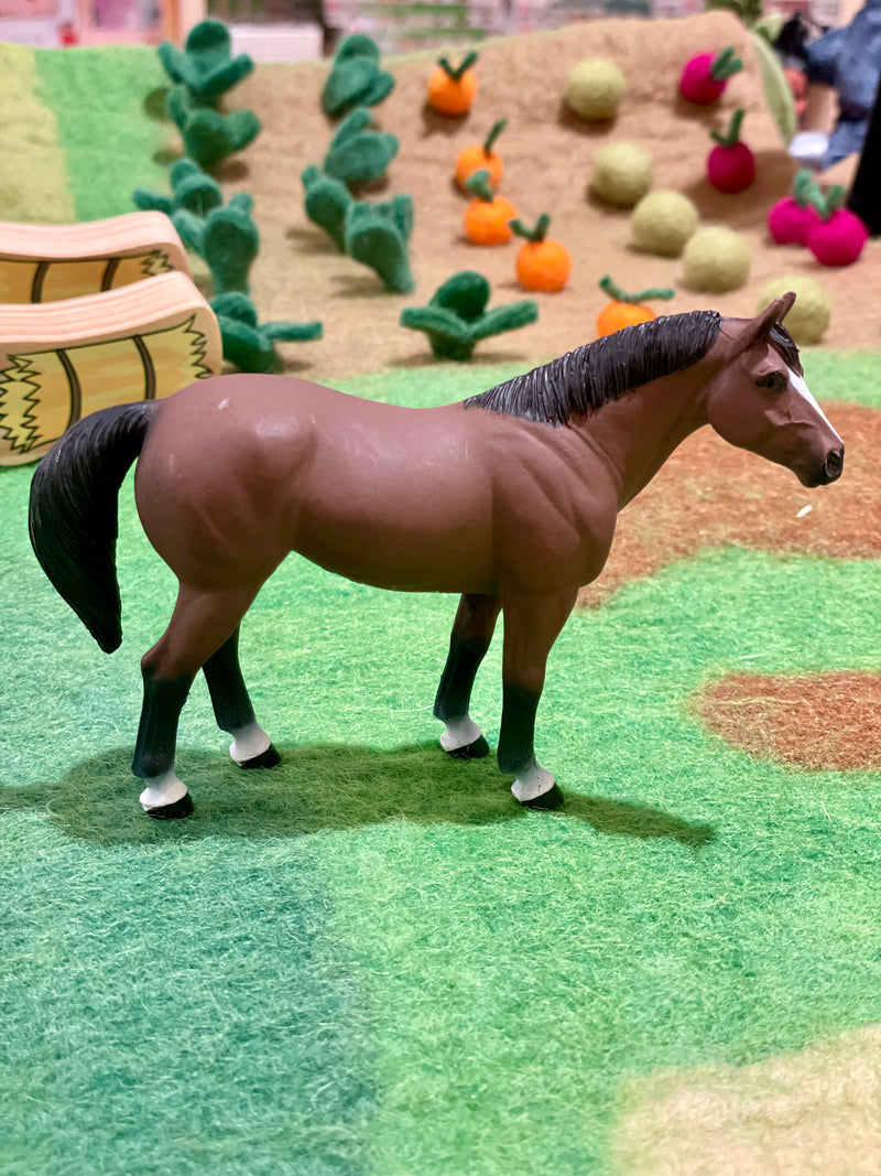 Quarter Horse Gelding Figurine by Safari Ltd Farm Collection Animal Figurines 3yrs+