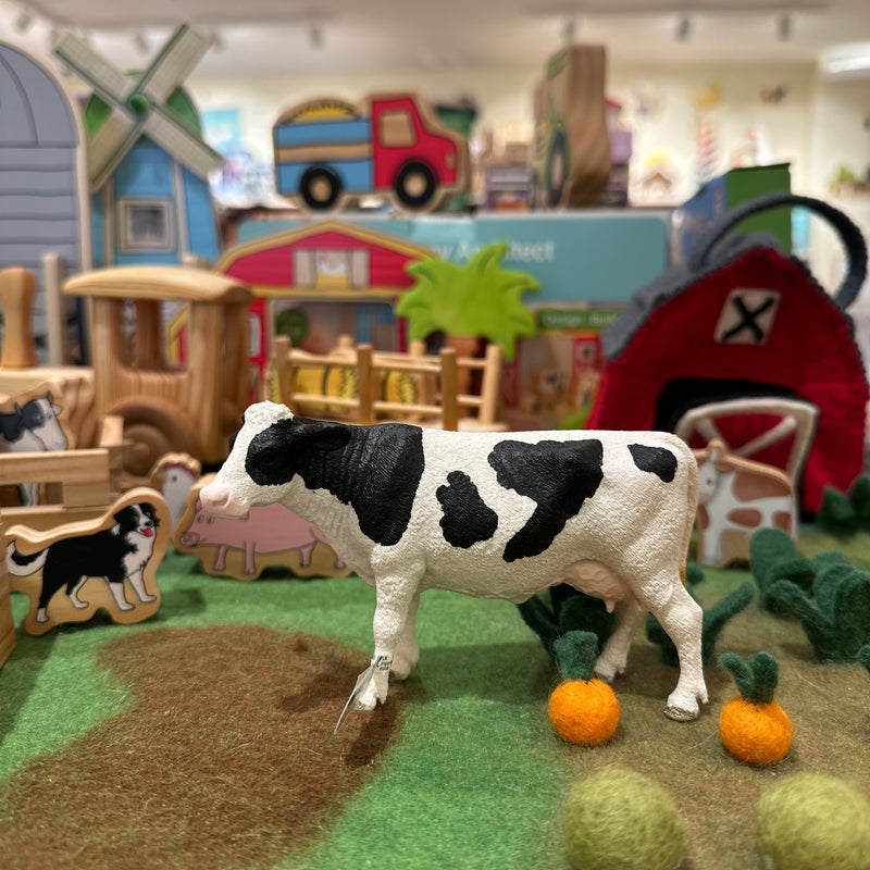 Schleich Holstein Cow Figurine Farm Collection Animal Figurines 3yrs+