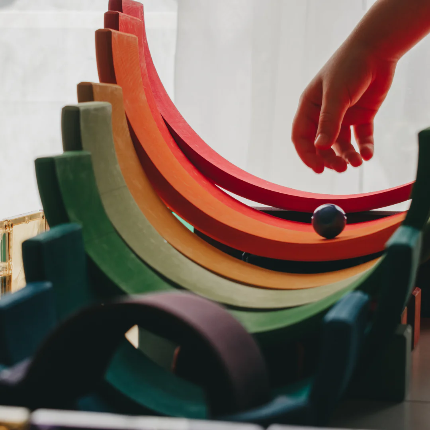 Marbles in Printed Tin with 146 Assorted Glass Marbles for 3yrs+