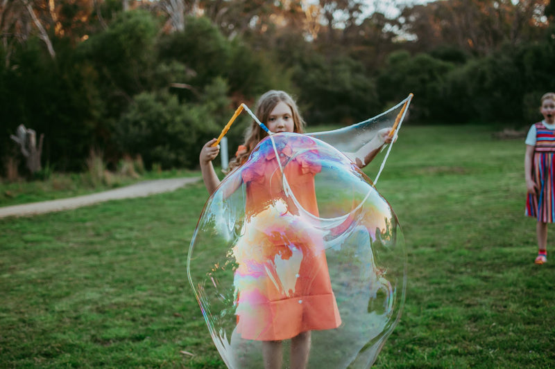 Giant XXL Bubble Kit with Extendable Stick By Pustefix 7yrs+