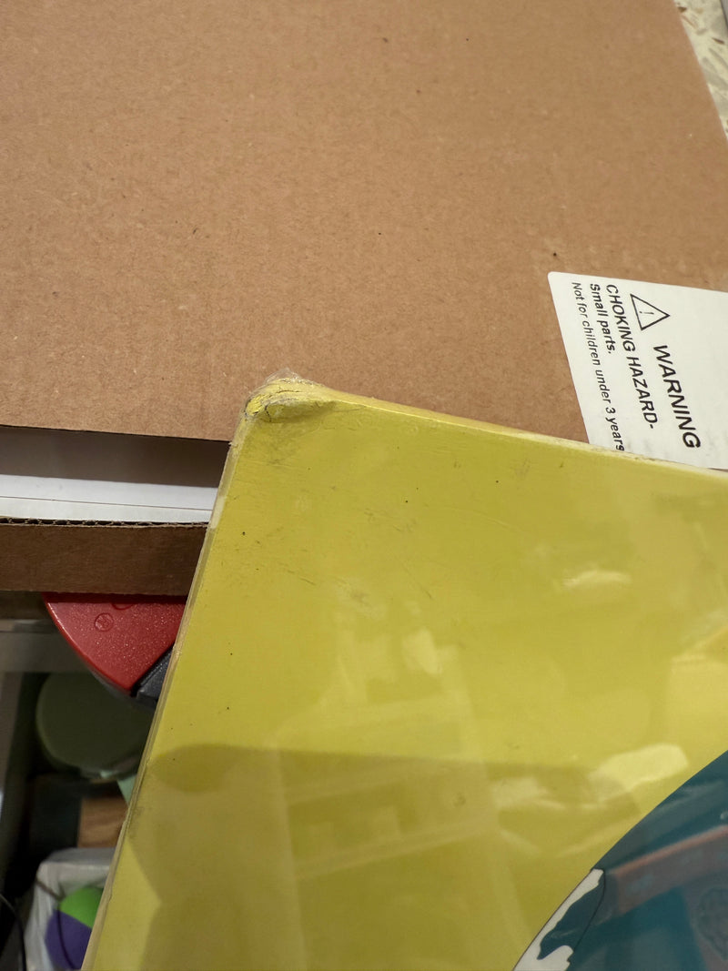 World Map Puzzle 59 x 47 x 2.5cm (Slight Damaged Edge)