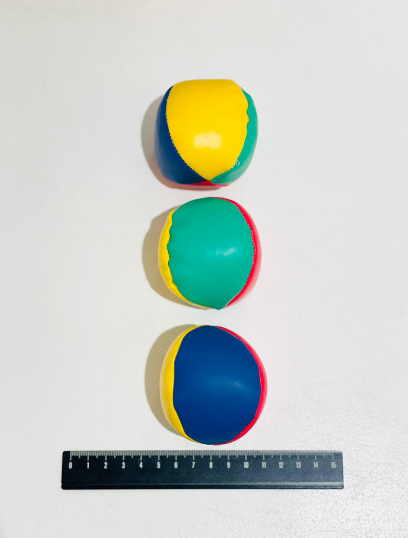 House of Marbles Juggling Balls 3pcs Travel Toys 3yrs+