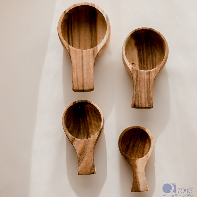 Qtoys Wooden Measuring Cups Set of 4 Sensory Nature Play Tools 2yrs+