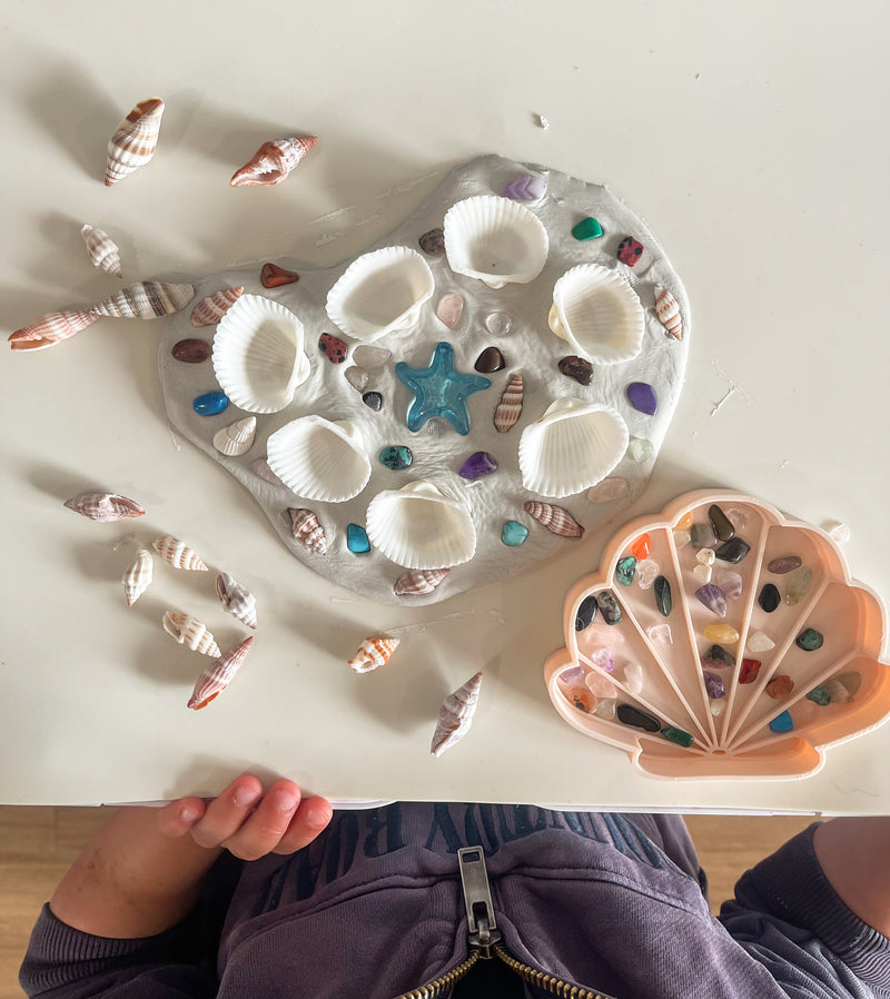 DAS Modelling Clay White 1kg Art and craft for kids 3yrs+