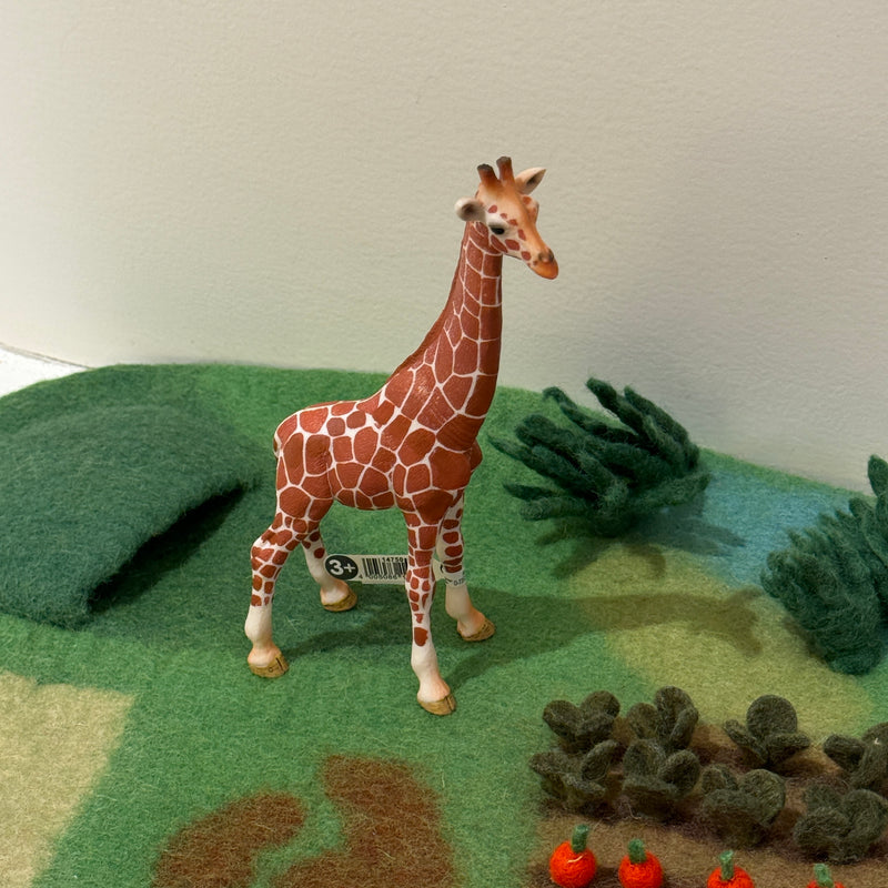 Schleich Giraffe Female Figurine Woodland Collection Animal Figurine 3yrs+