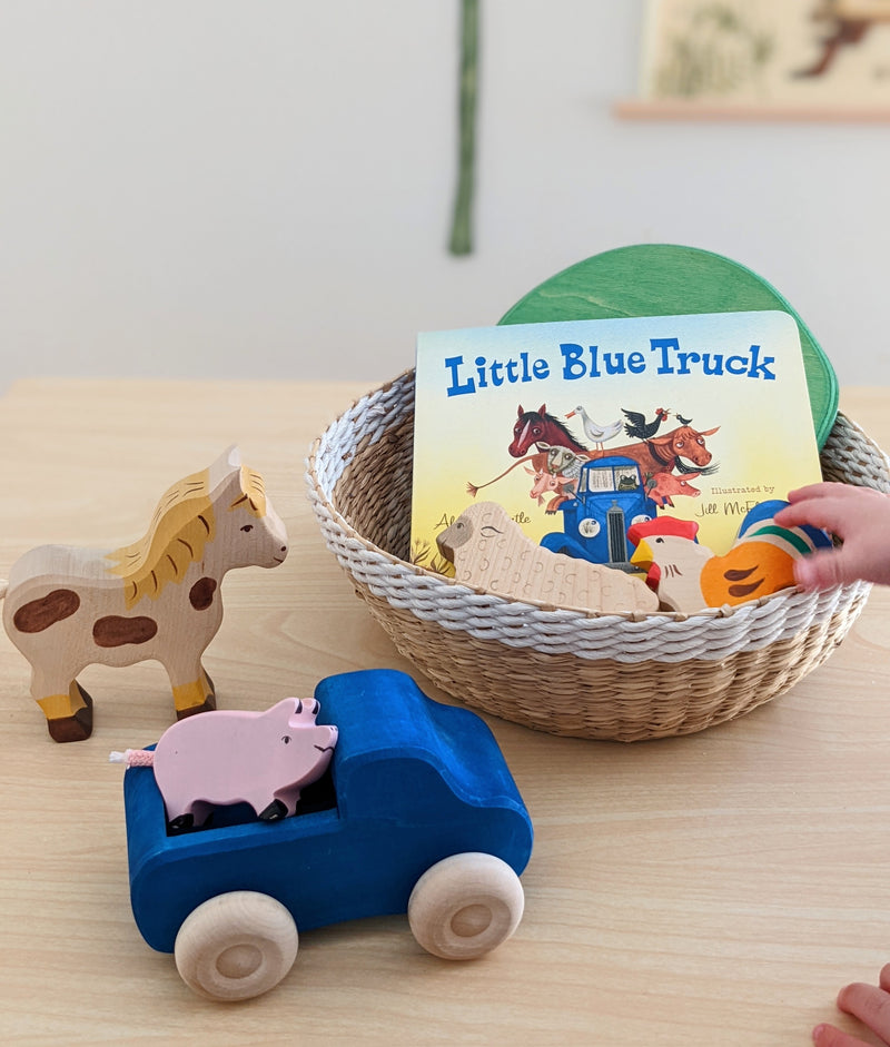 Little Blue Truck (Board Book) by Alice Schertle, Jill McElmurry: Farm Animal Kids Book