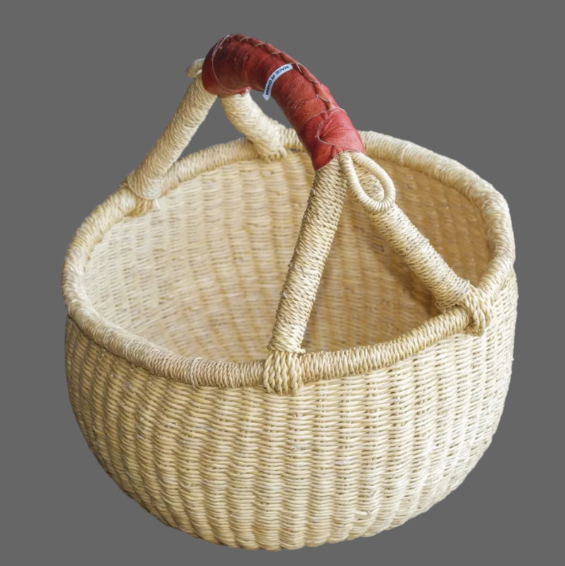 Medium Round Bolga Basket with Leather Handle Natural 28-34cm
