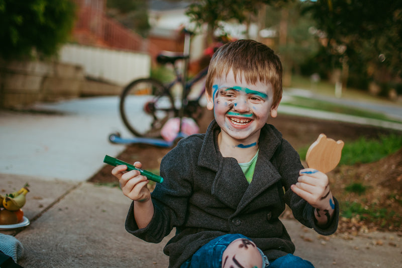 Ooly Body Doodlers Set of 12 Face & Body Crayons Stationary Art and craft for kids 6yrs+