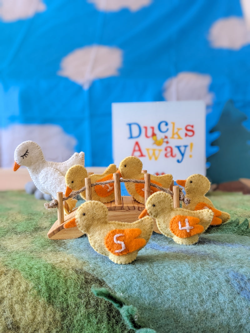 Tara Treasures Felt 5 Little Ducks Finger Puppet Set of 6 Pretend & Imaginative Play Farm Animal Toys Best Seller 3yrs+
