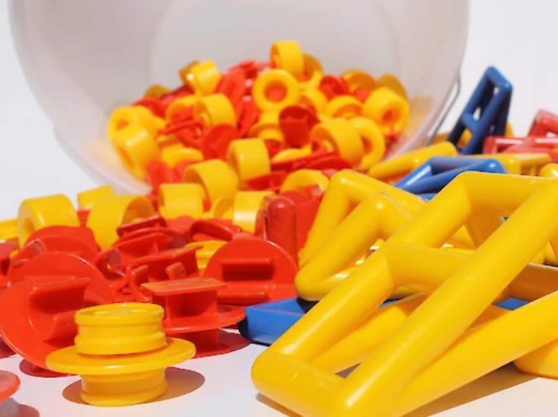 Mobilo Giant Bucket building and construction toys for group of children 4 connector packs + 4 Geo packs 3yrs+ (Bulky Shipping)