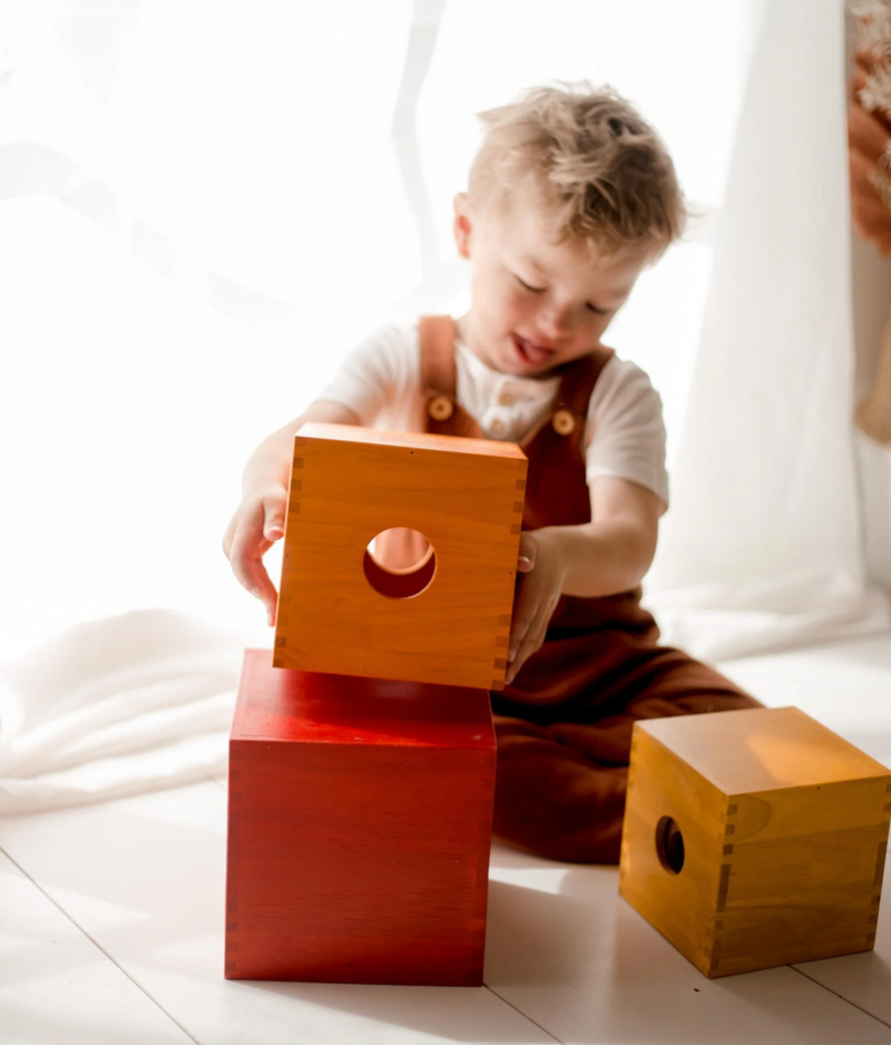 Qtoys Nesting Boxes in Rainbow color Solid Extra Large Developmental Toys for Toddlers 18m+