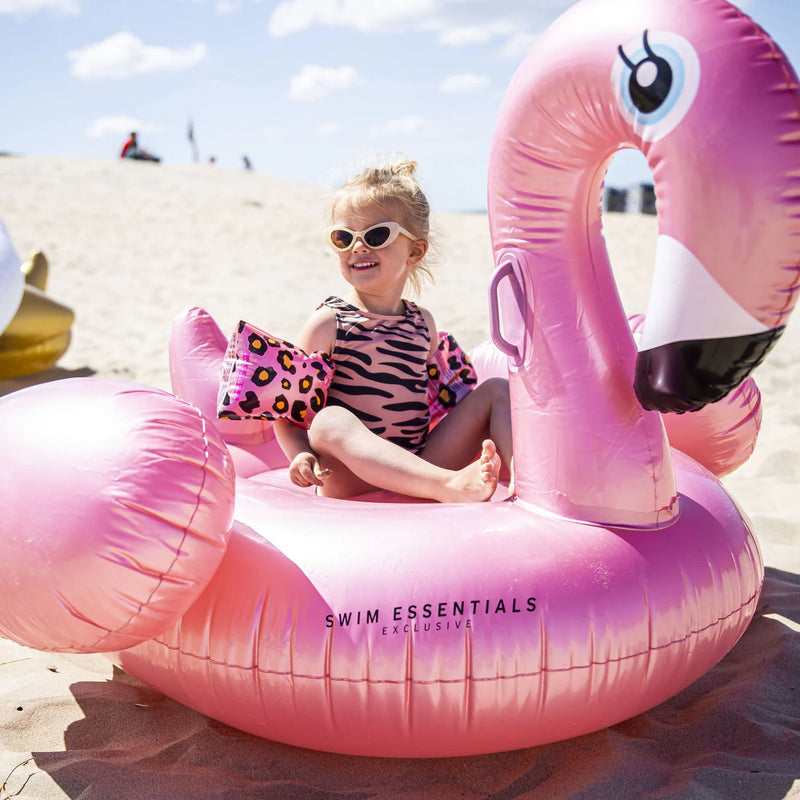 Swim Essentials Inflatable Ride On Pool Ring Rose Gold Flamingo 150cm Outdoor Activities for 6yrs+