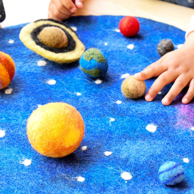 Tara Treasures Felt Solar System Outer Space Play Mat with 9 Felt Planets Playscape 4cm Diameter Pretend & Imaginative Play Space Toys 3yrs+