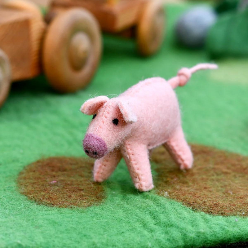 Tara Treasures Felt Pig Pretend & Imaginative Play Farm Animal Toys Felt Animals 3yrs+