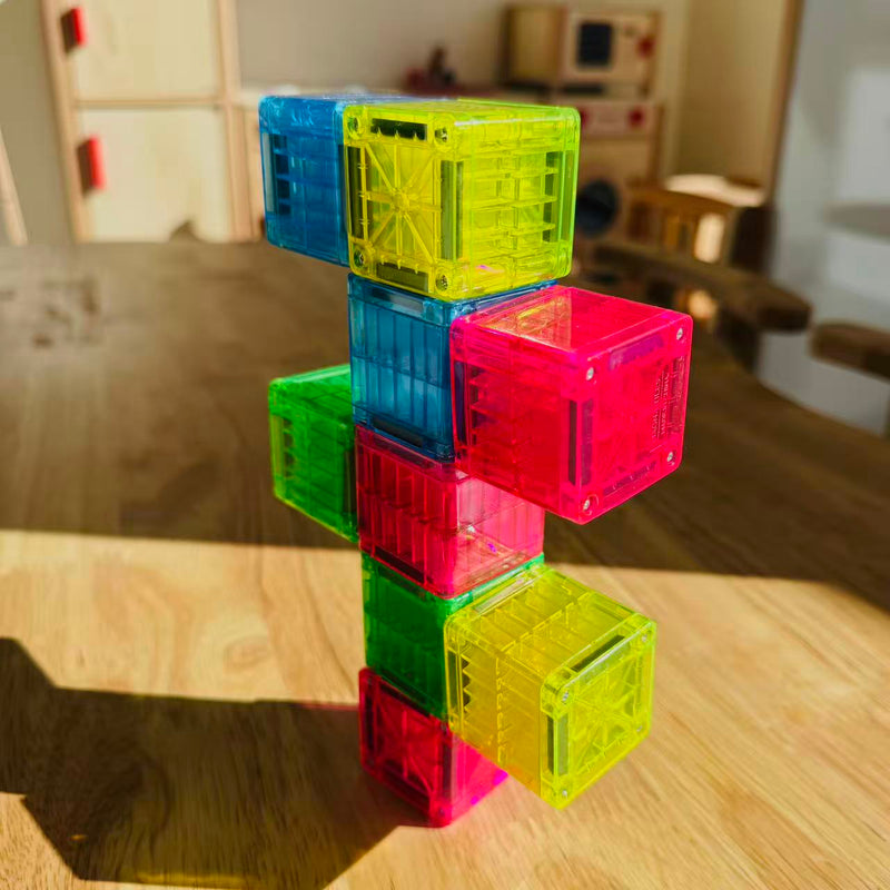 Magna Tiles MicroMAGS Cubes 9pcs Travel Set Magnetic Tiles Travel Toys 2yrs+