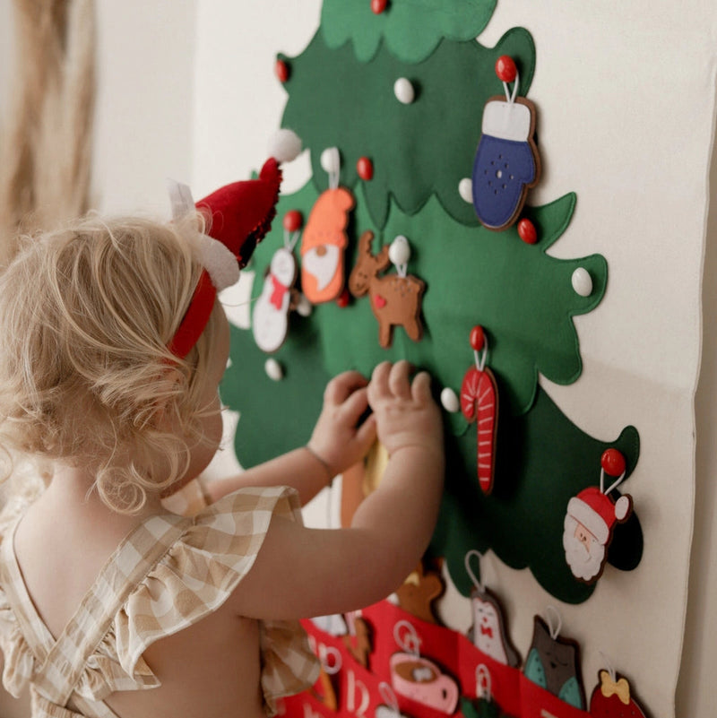 Wondertivity Felt Advent Christmas Calendar With Pouch 90x60cm Room Decor Christmas Range