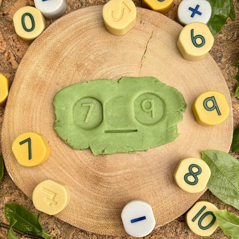 Yellow Door 0-10 Number Stamping Stones 14pcs Early Math Resources Playdough Sand Toys Sensory Toys 2yrs+