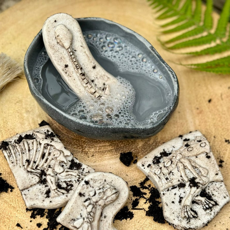 Yellow Door Dig and Discover Ankylosaurus & Tyrannosaurus Rex 9pcs Dinosaur Toys Playdough Sand Toys Sensory Toys 2yrs+