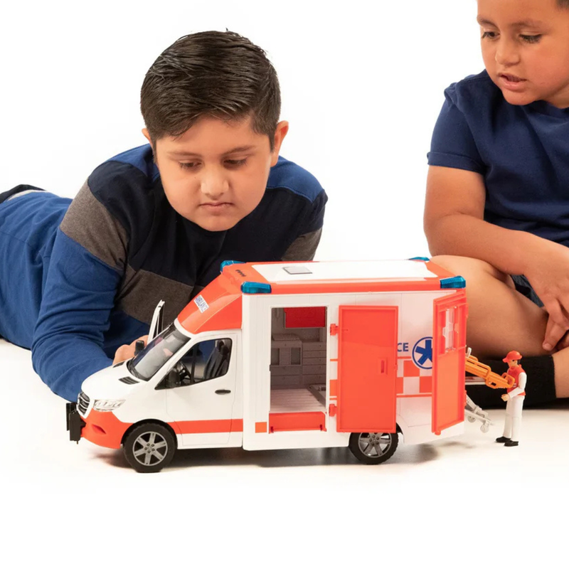 Bruder 1:16 Mercedes G3 Sprinter Ambulance Car with Driver, lights and Sound Toy Car 3yrs+