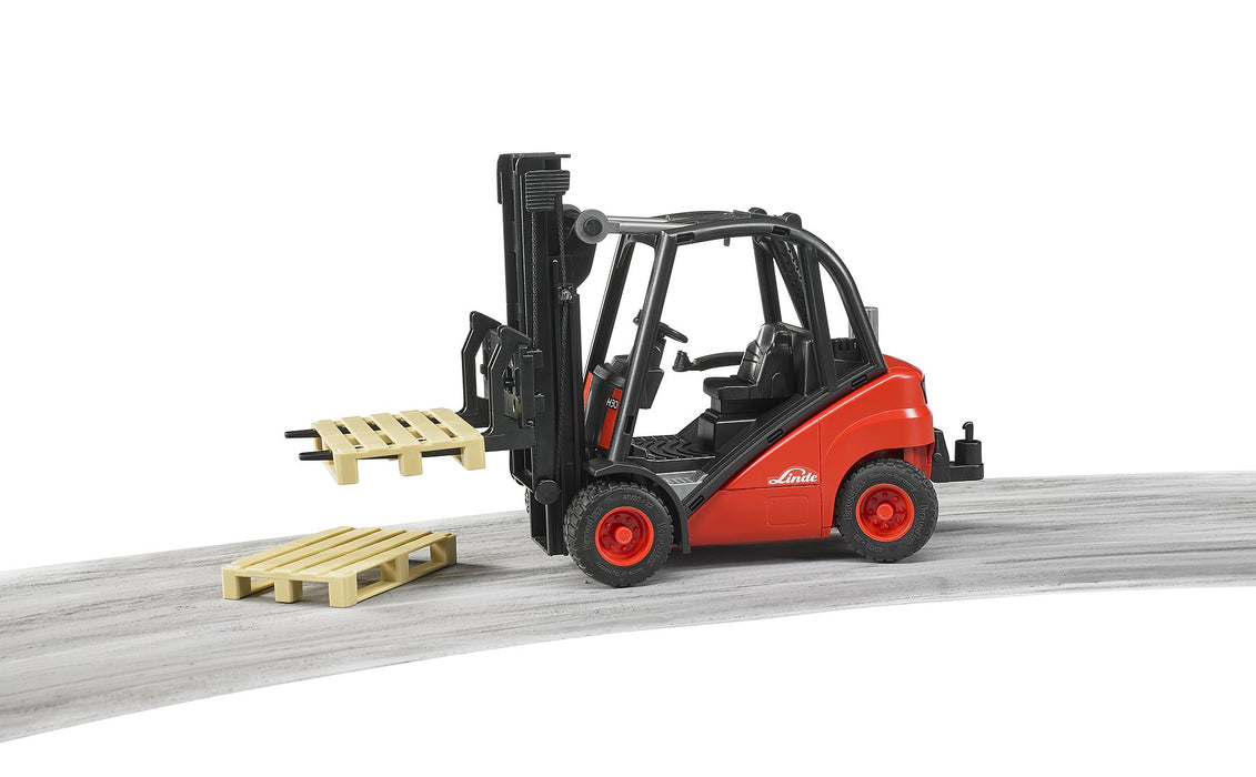 Bruder Linde Fork Lift H30D with 2 Pallets 4yrs+