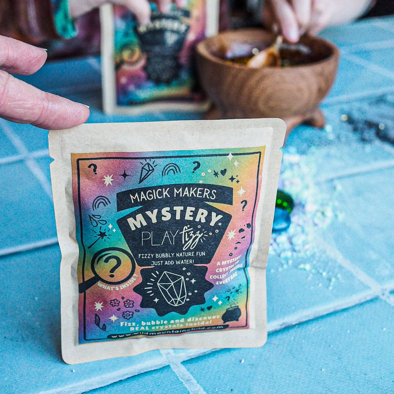 Magick Makers Mystery PlayFizz by Wild Mountain Child Sensory Water Play Potions Painting and Science Experiments Art and craft for Kids Early Science STEM Toys 3yrs+