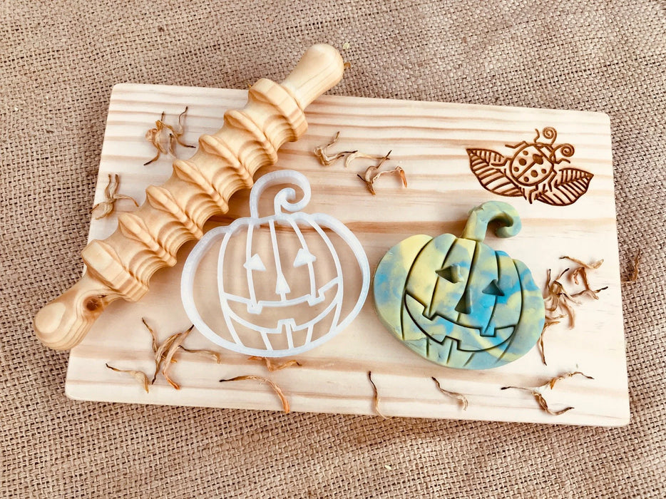 Jack-O'-Lantern Bio Cutter by Beadiebug 3yrs+