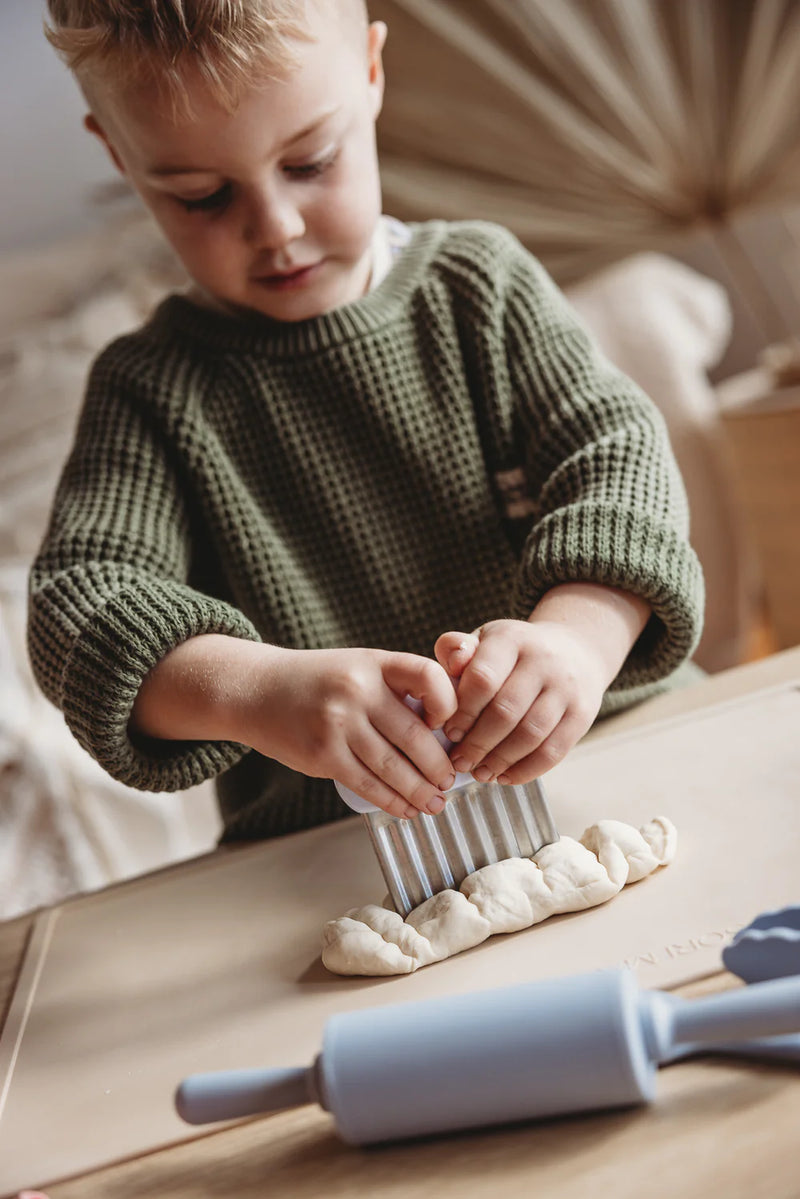 Montessori Mates Crinkle Cutter Kids Wavy Chopper Knife in White Practical Life Materials Best Seller 4yrs+