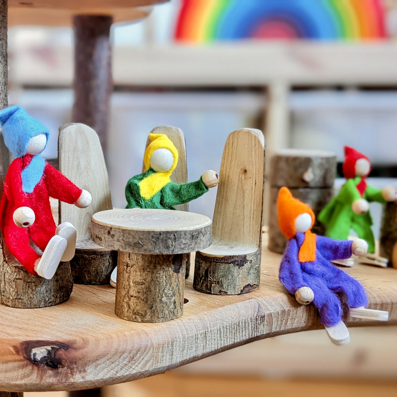 Magic Wood Felt Family 9cm Set of 6