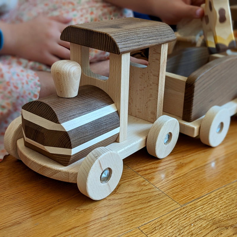 Goki Giant Nature Wooden Toy Train 3yrs+