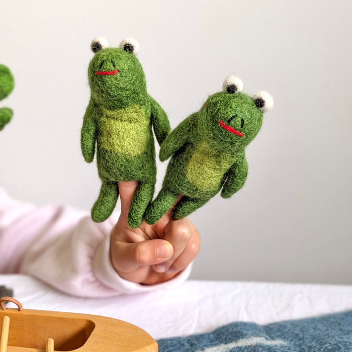 Papoose Felt Frog Finger Puppets 2 Pieces