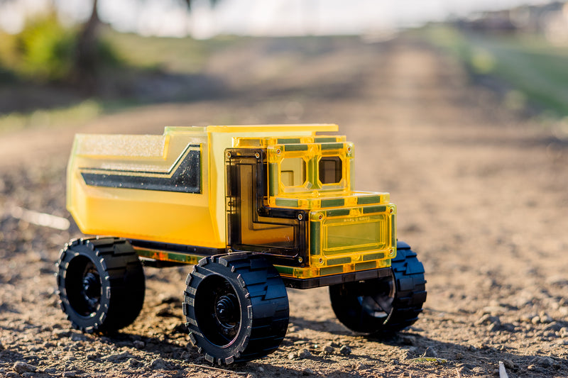 Learn and Grow Toys Magnetic Tiles Mega Mover Pack 23 Piece NEW 3yrs+