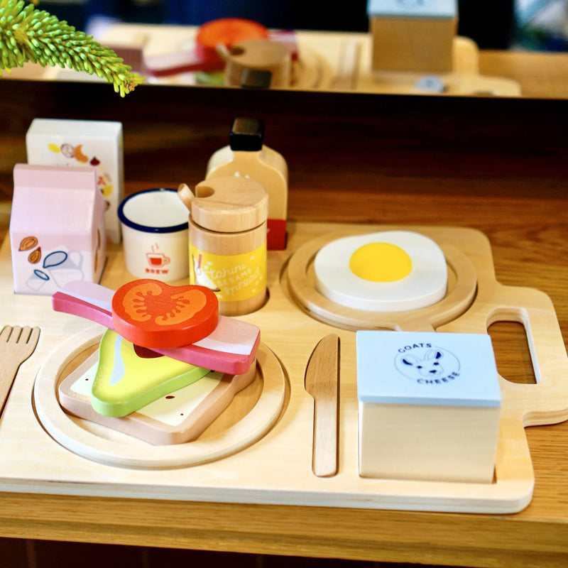 Make Me Iconic Wooden Toy Food Healthy Tummy Breakfast Tray Set Play Kitchen Role Play Pretend and Imaginative Play 3yrs+