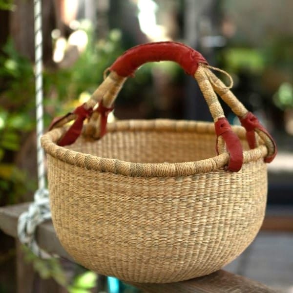 Large Round Bolga Basket with Leather Handle- Natural 36-42cm