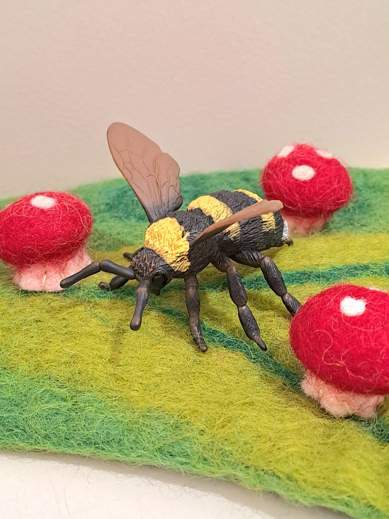 Bumble Bee Figurine by CollectA Insects & Bugs Collection Animal Figurines 3yrs+