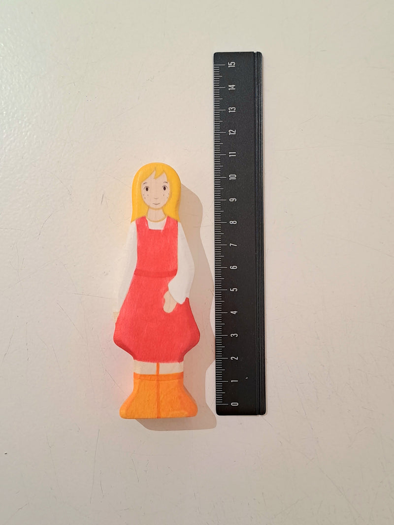 Holztiger Girl Farmer's Daughter Wooden Figures 3yrs+