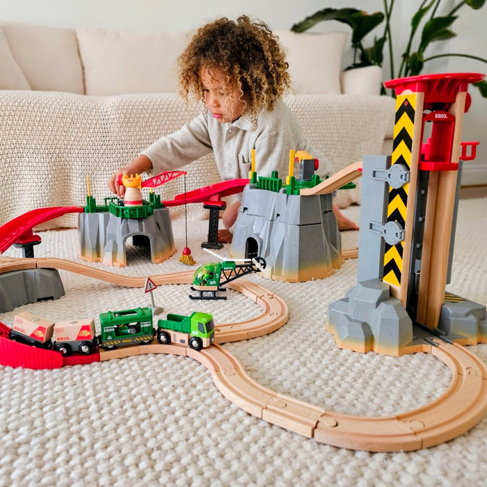 BRIO Cargo Mountain Set 32pcs Large Set Best Seller 3yrs+ (Bulky