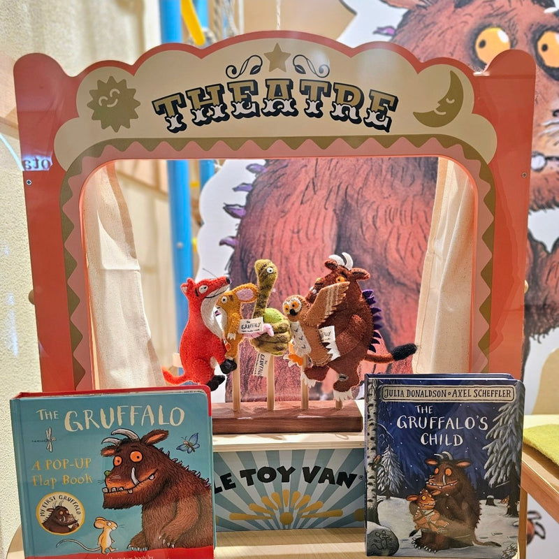 Tabletop Puppet Wooden Theatre Imaginative Pretend Play by Le Toy Van  Gift Idea for 3yrs+ (Bulky Item)