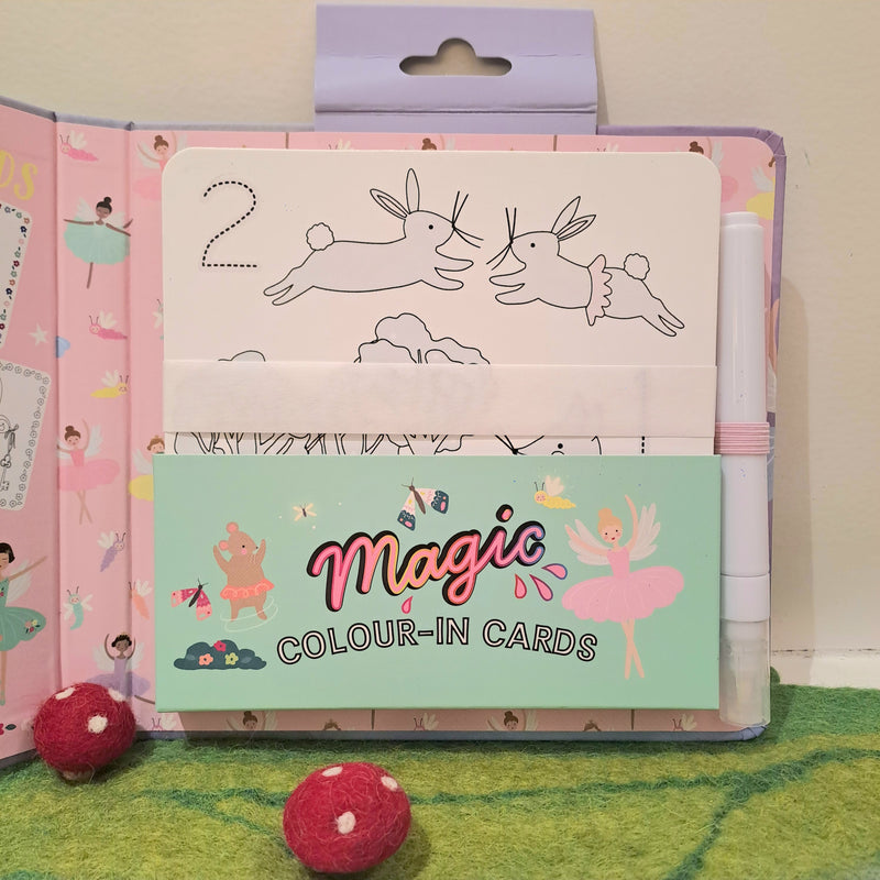 Floss & Rock Magic Water Colouring Enchanted Interactive Book Art and Craft for Kids Travel Toys 3yrs+