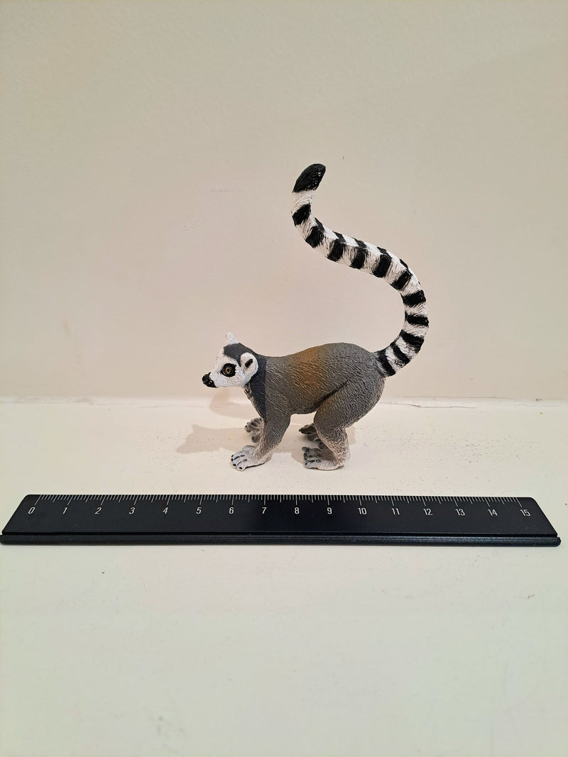Ring-tailed Lemur Figurine by Safari Ltd Safari Collection Animal Figurines 3yrs+