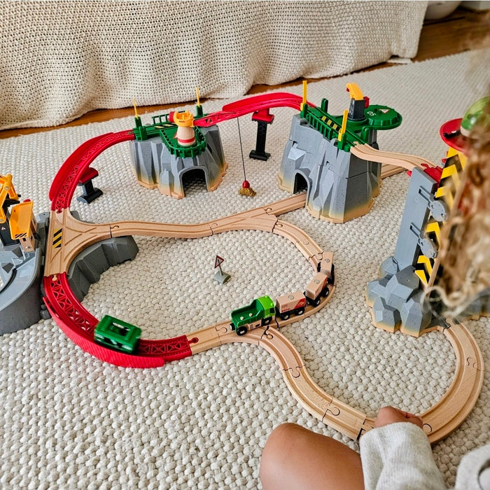 BRIO Cargo Mountain Set 32pcs Large Set Best Seller 3yrs+ (Bulky