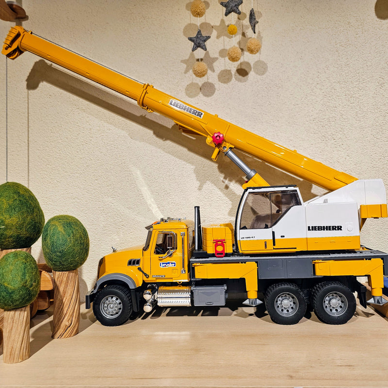 Bruder Construction Scania Super 560R Liebherr Crane Truck with Light & Sound Toy Car Best Seller 4yrs+ (Bulky Shipping)