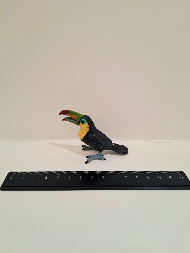 Toucan Figurine by Safari Ltd Wings of the World Woodland Collection Animal Figurines 3yrs+