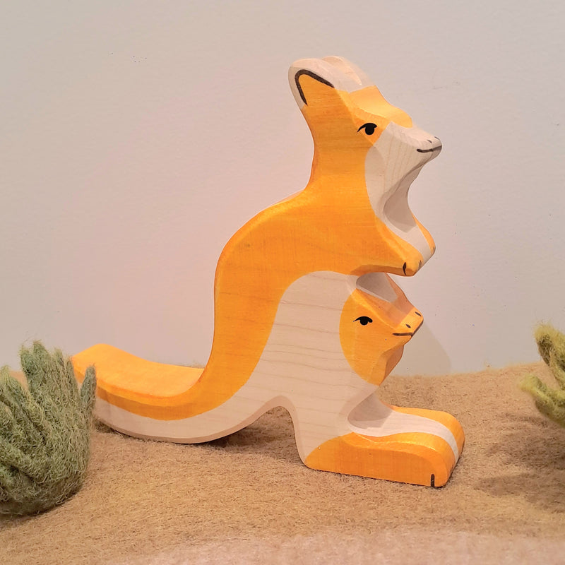 Holztiger Kangaroo with Joey Wooden Animals Wildlife Australian Animals 3yrs+