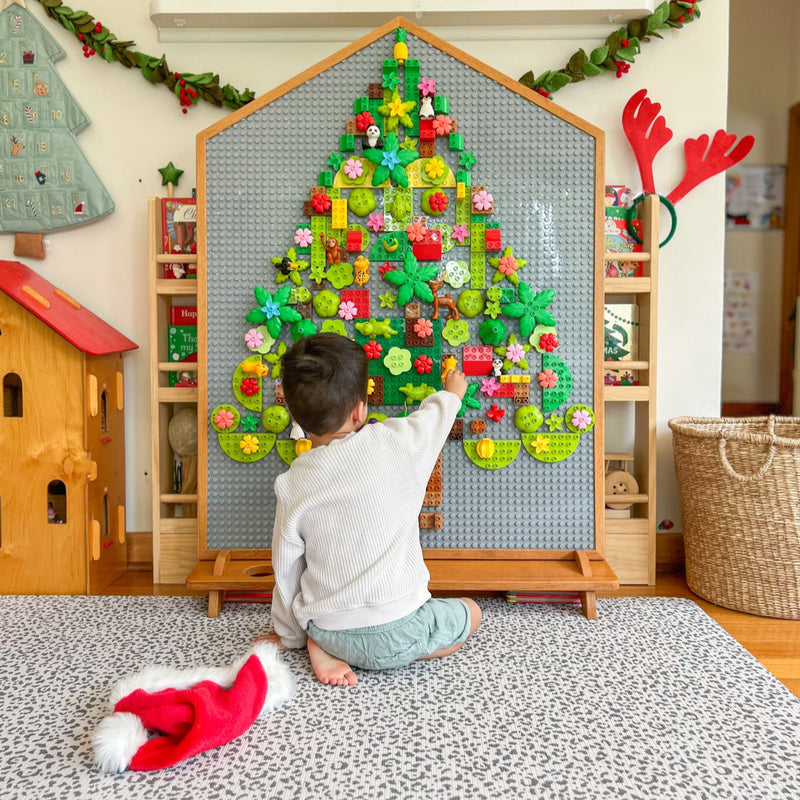 JoyKids Magnetic Whiteboard Double Sided with DUPLO Baseplate with stand 2yrs+ (Heavy Shipping)