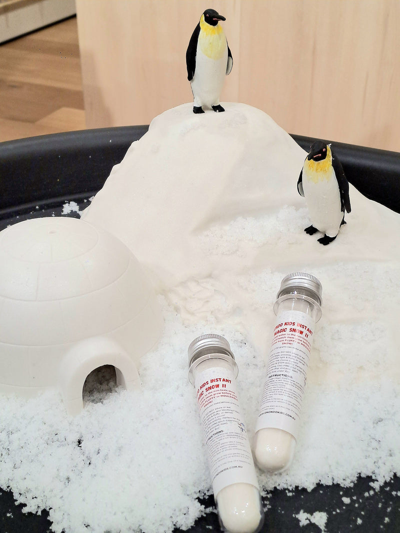 Emperor Penguin Figurine by Safari Ltd Sea Life Collection Animal Figurines 3yrs+