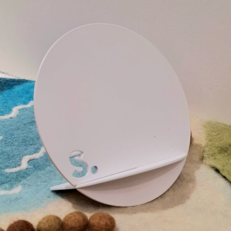 Speks Magnetic Fidgets Desk Stand Small in White Compatible with Mini Magnetic Tiles