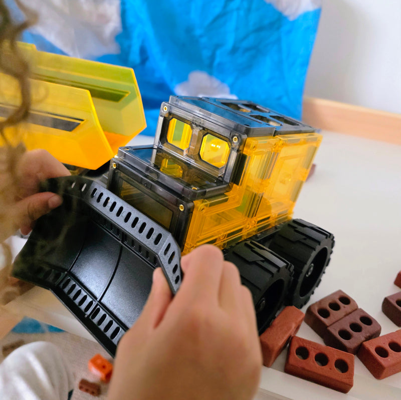 Learn and Grow Toys Magnetic Tiles Mega Mover Pack 23 Piece NEW 3yrs+