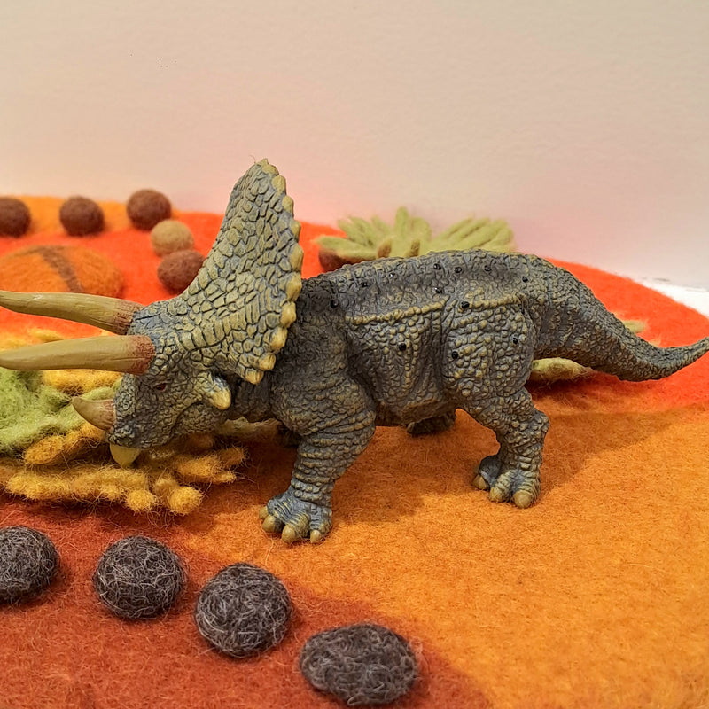 Triceratops Figurine  by CollectA Large Dinosaur & Prehistoric World Collection Animal Figurines Dinosaur and Dragon Theme 3yrs+