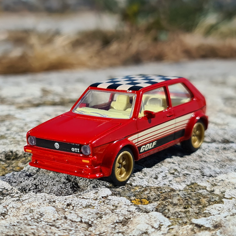 Majorette Volkswagen Deluxe Car 1pc 6 Designs Metal Travel Toys Car Gift Idea for 3yrs+